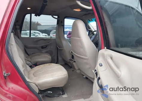 2001 Ford Expedition Eddie Bauer z USA, uszkodzony, nr VIN 1FMPU18LX1LA84511